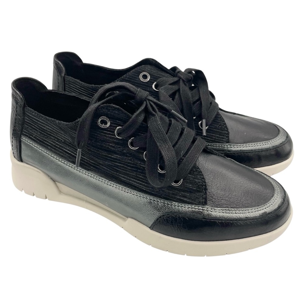 Emilie Karston suede leather low-top comfy elegant women sneakers Size 38/ 7.5US